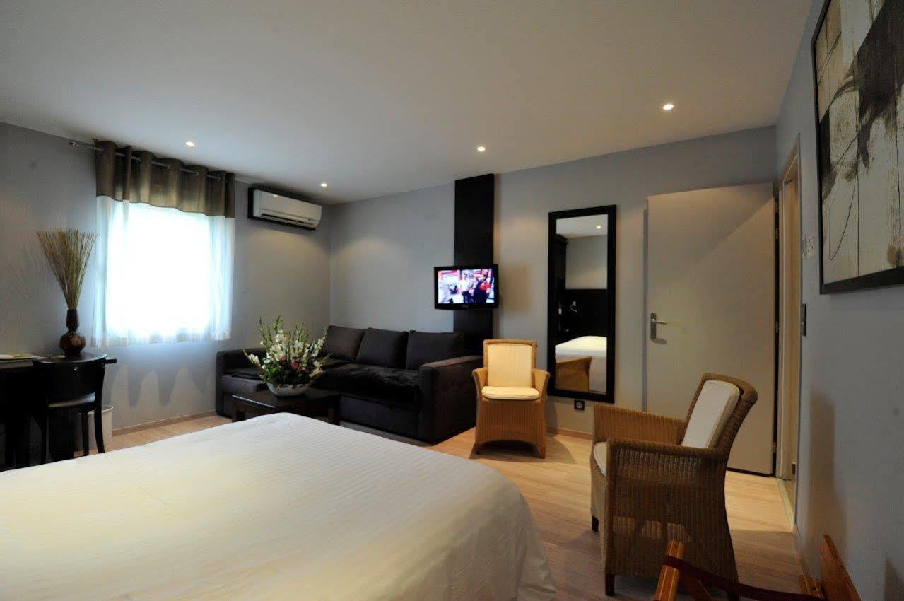 Logis Cottage Hotel Vandoeuvre-les-Nancy Bagian luar foto
